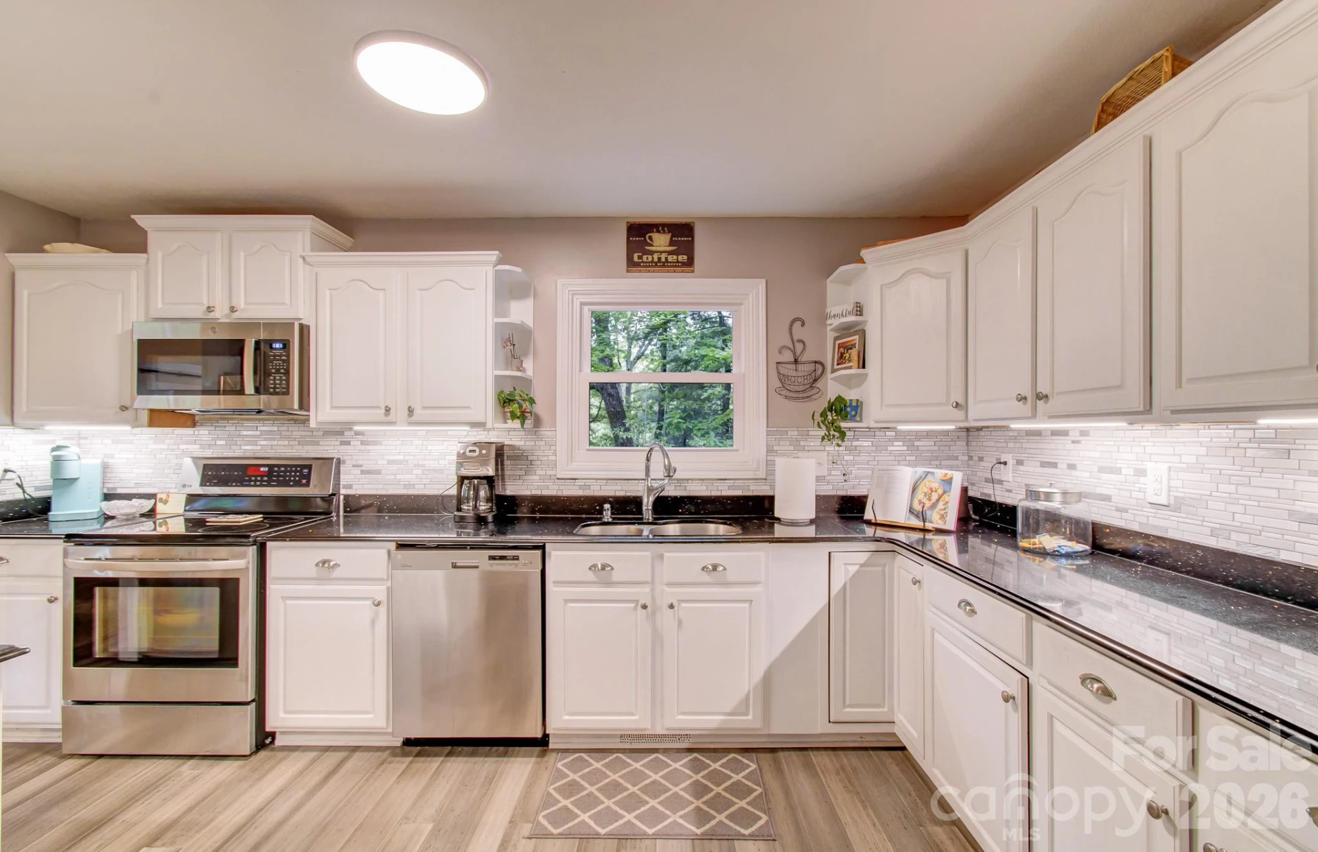 110 Spring Path - Photo 9