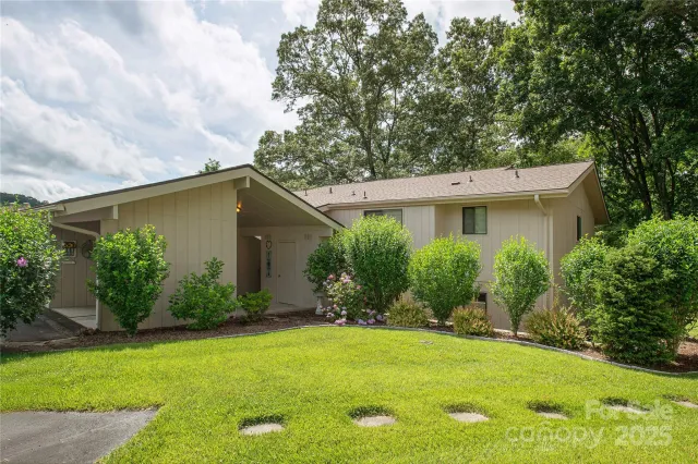 164 Glen Cannon Point