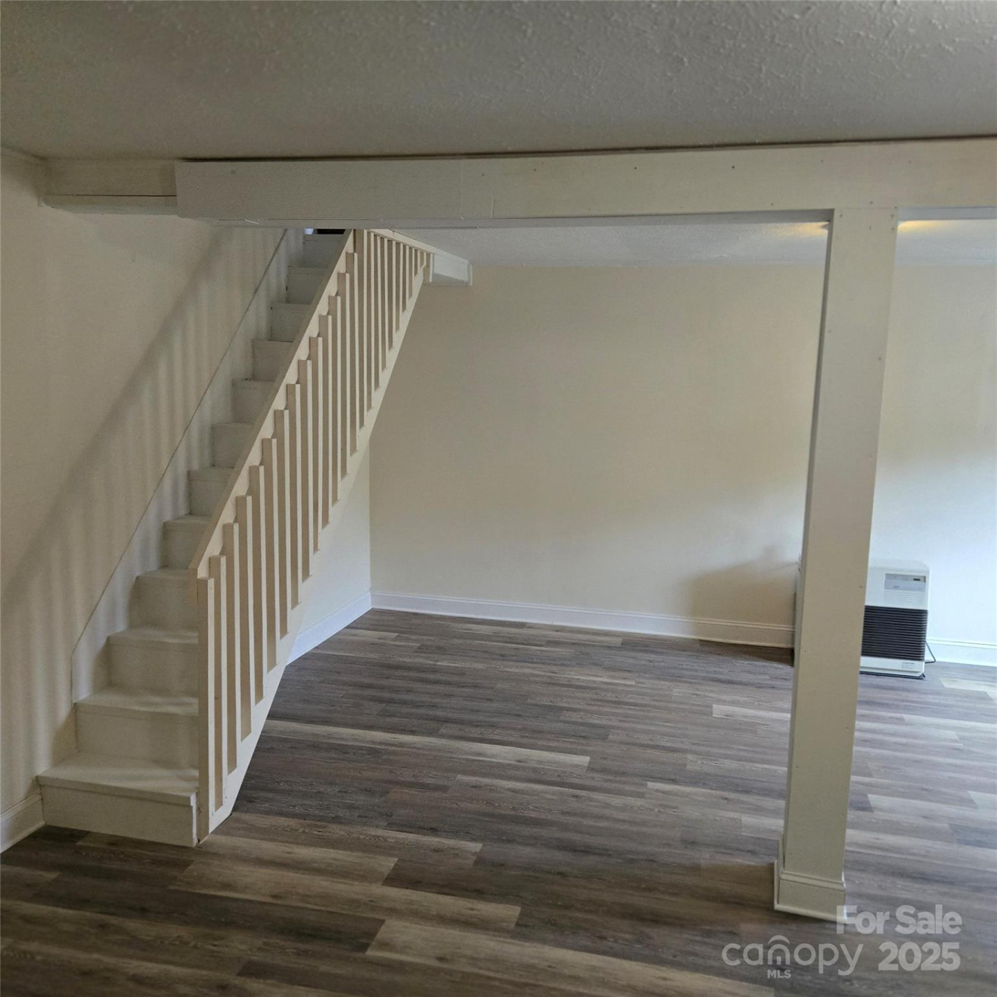 461 Tweed Road - Photo 22