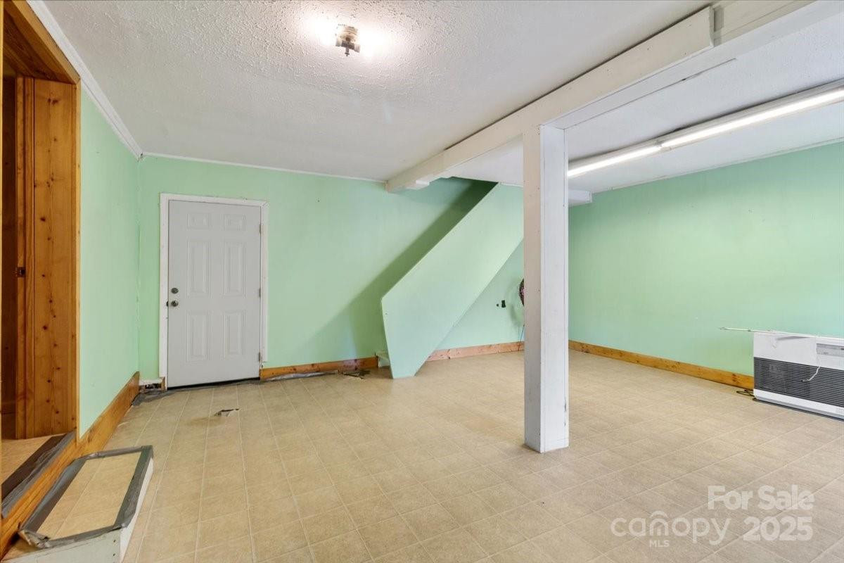 461 Tweed Road - Photo 27