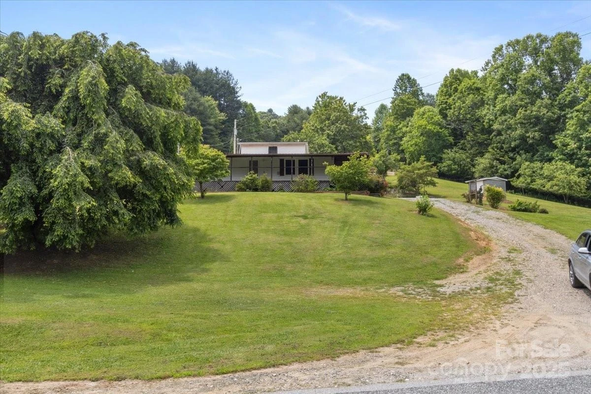 461 Tweed Road - Photo 5