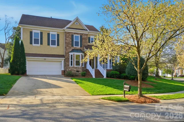 8044 Hawk Crest Court