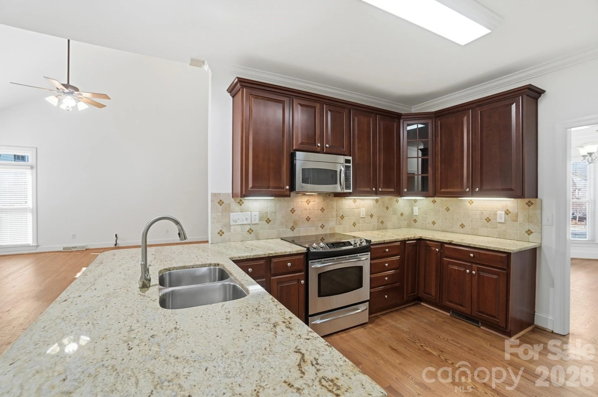 8044 Hawk Crest Court - Photo 11