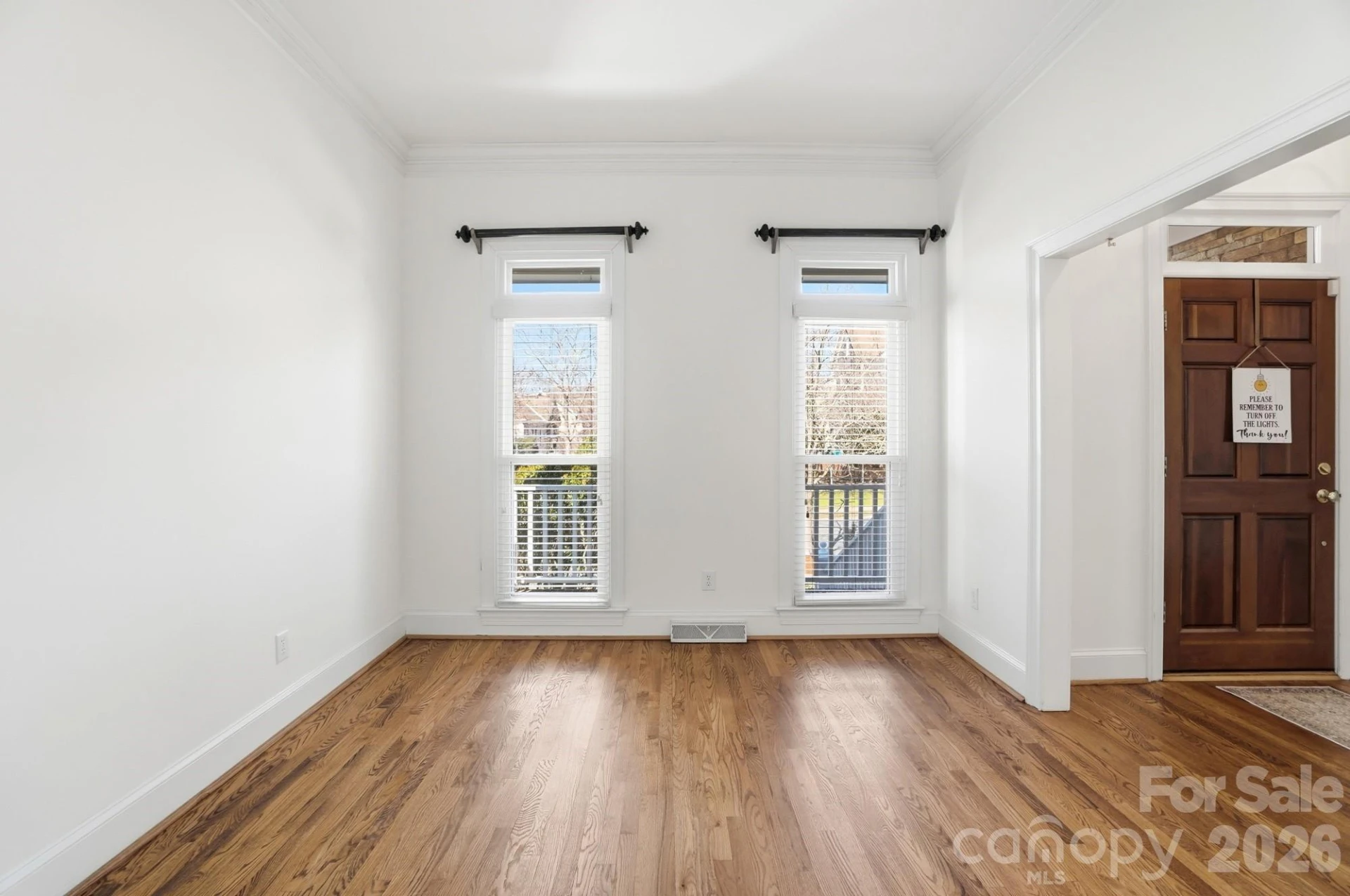 8044 Hawk Crest Court - Photo 10