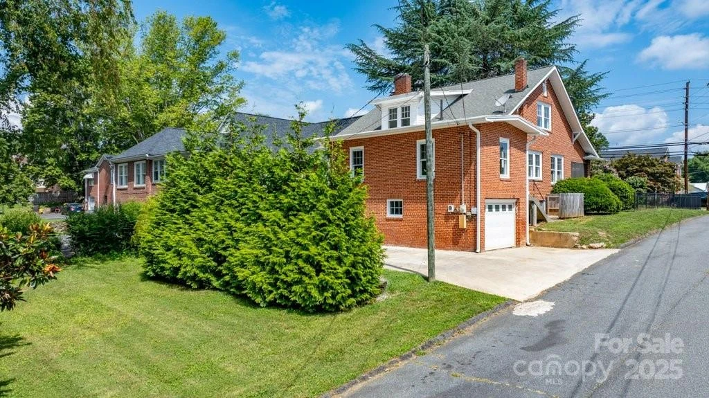 584 Rutherford Road - Photo 11