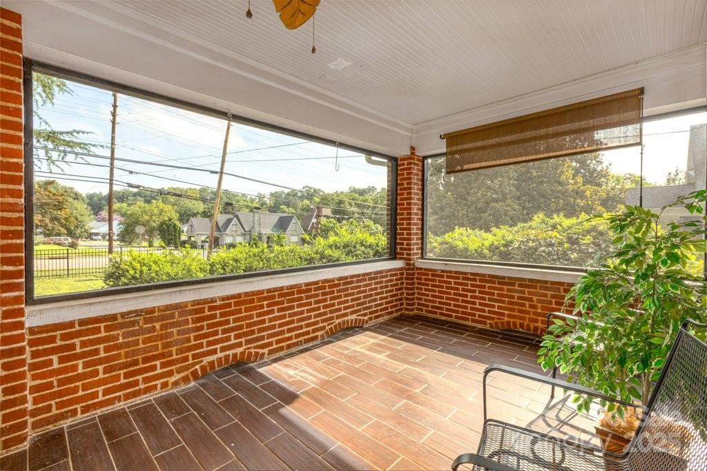 584 Rutherford Road - Photo 13
