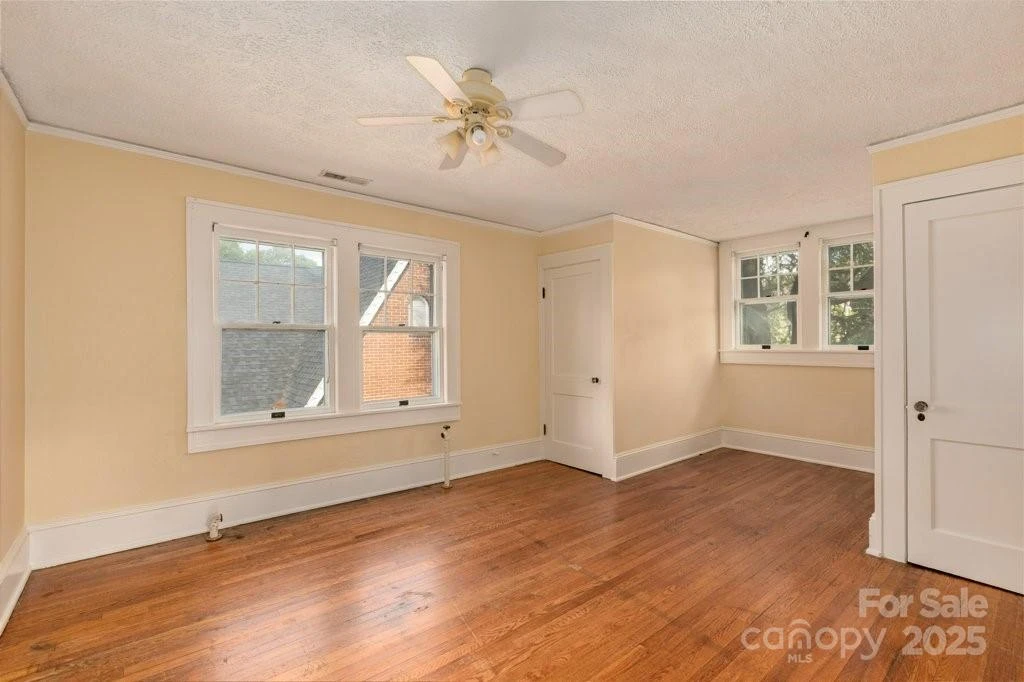 584 Rutherford Road - Photo 14