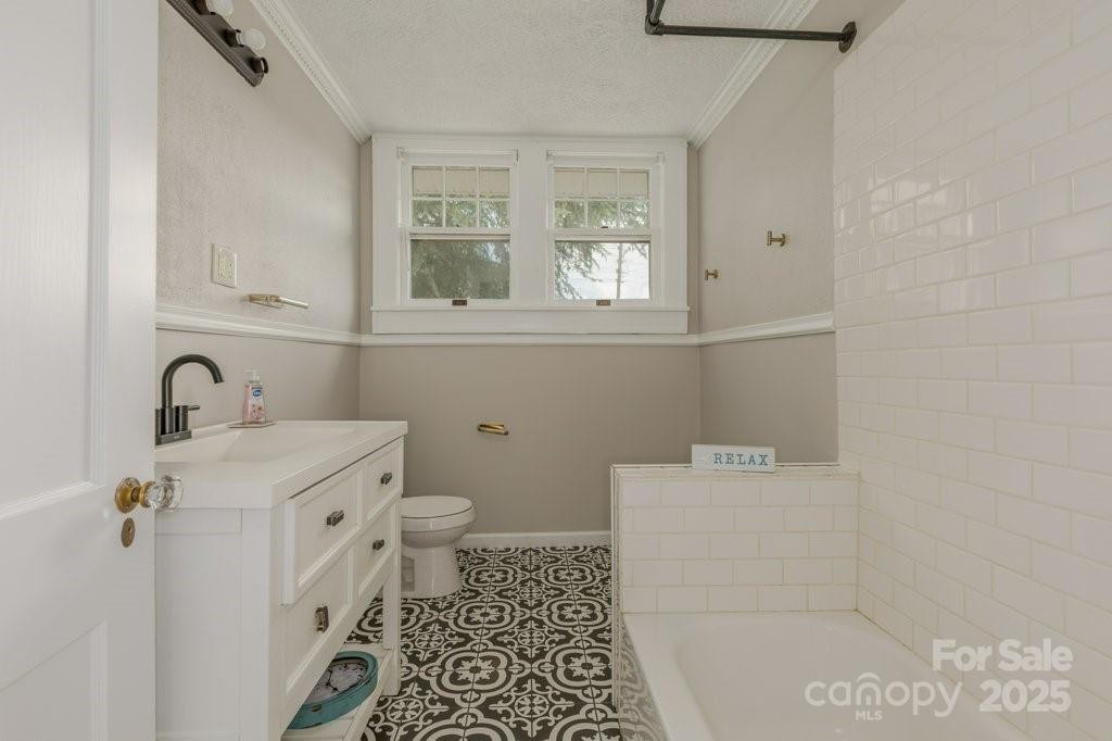 584 Rutherford Road - Photo 15