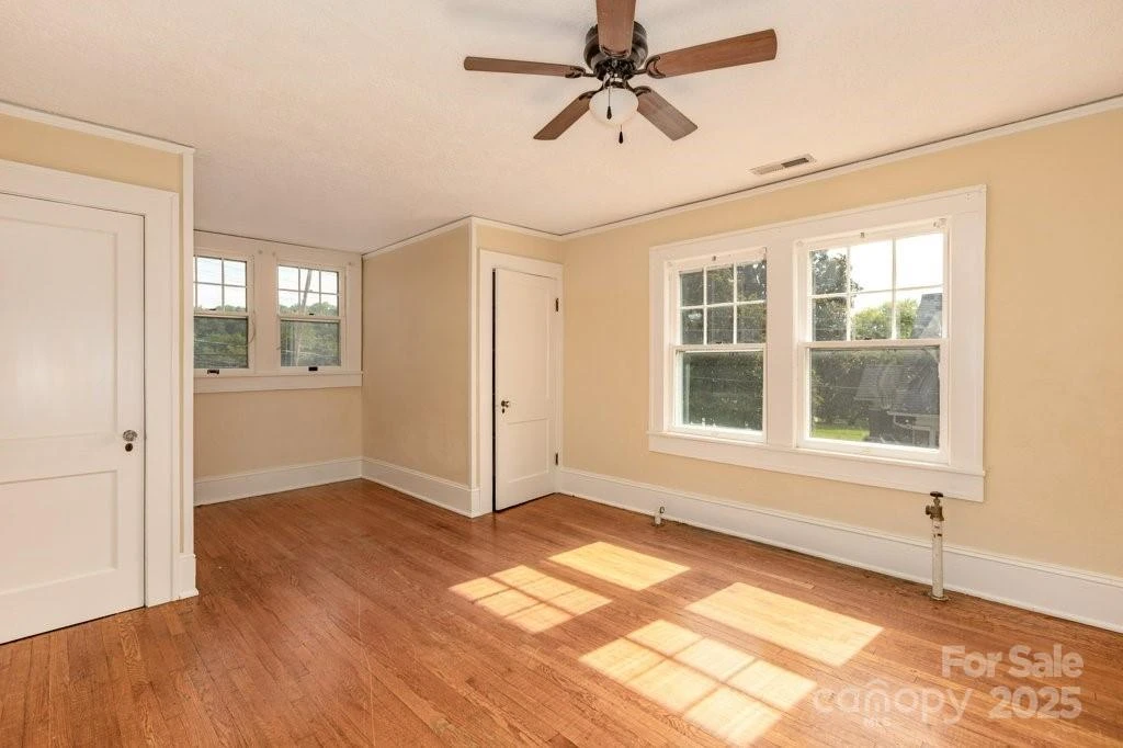 584 Rutherford Road - Photo 16