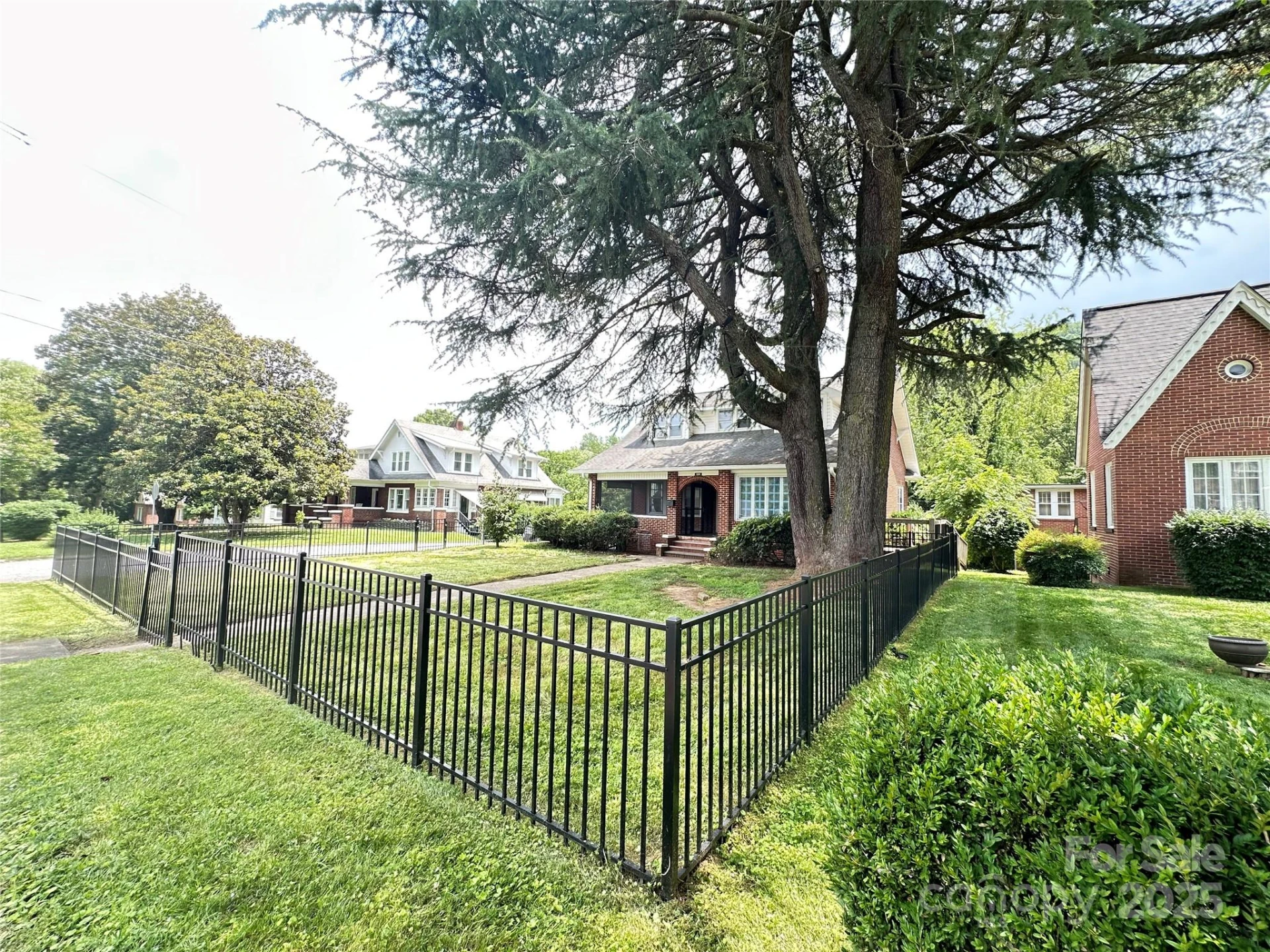 584 Rutherford Road - Photo 4