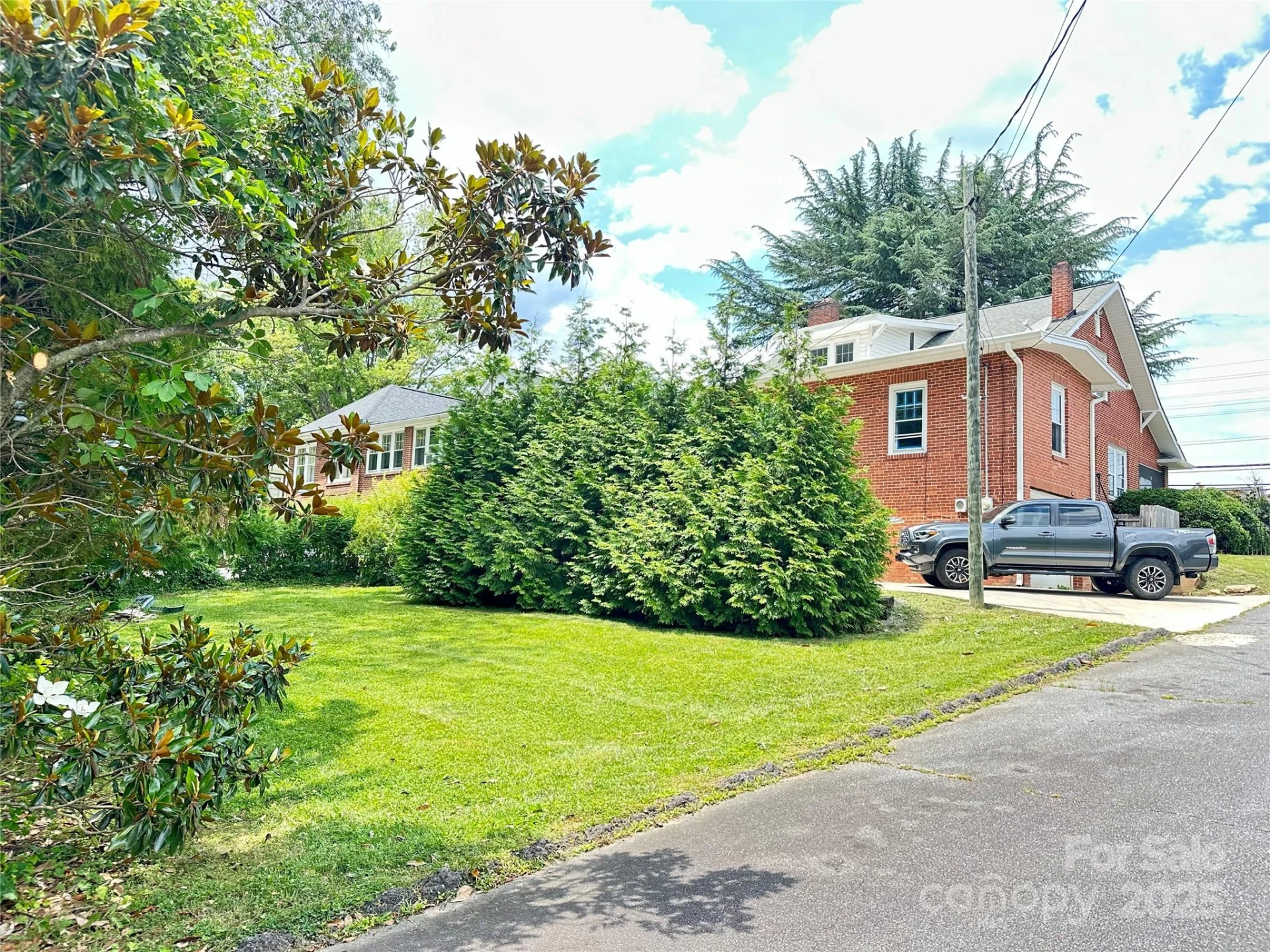584 Rutherford Road - Photo 9
