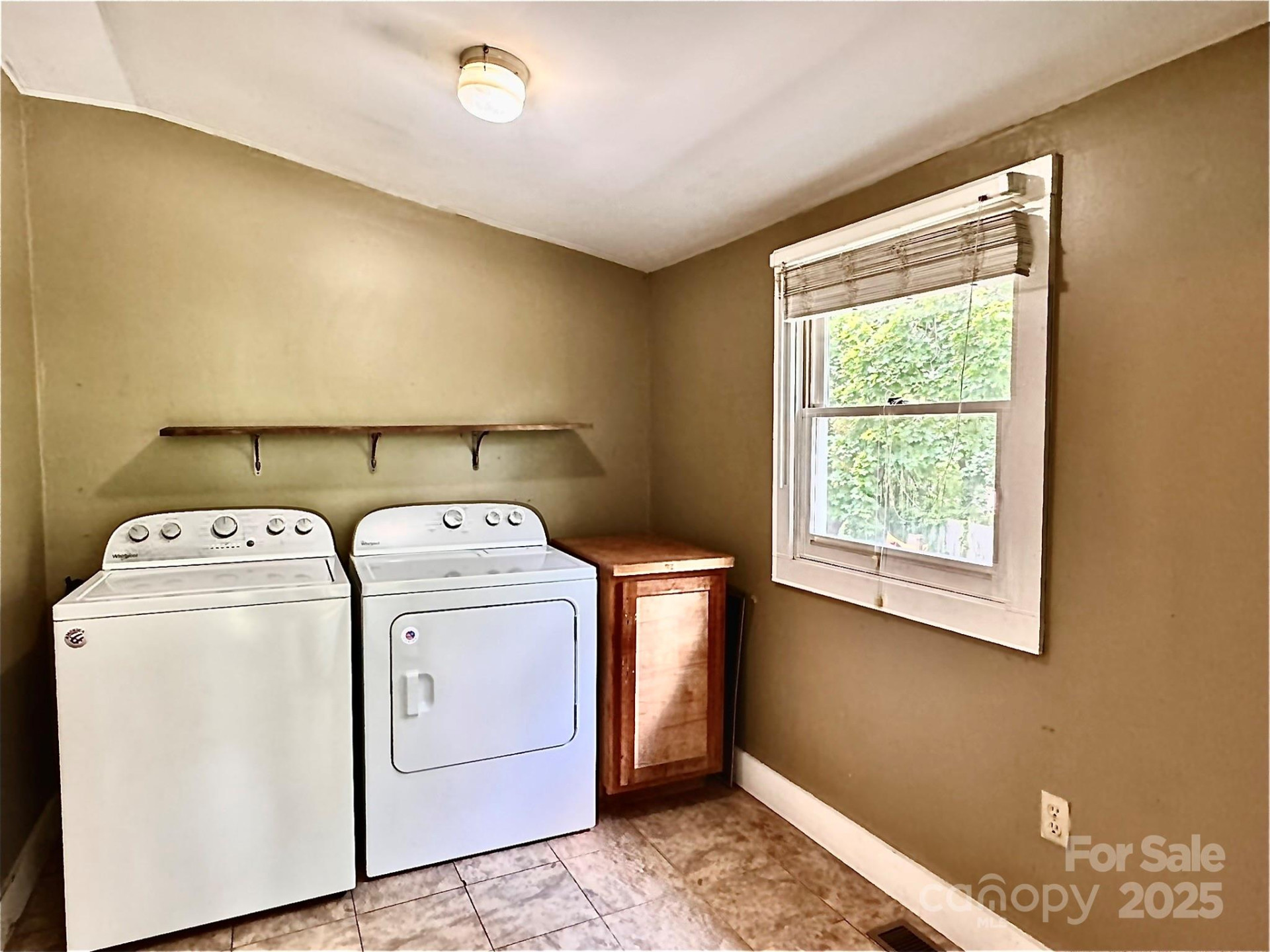 602 Brookshire Street - Photo 15