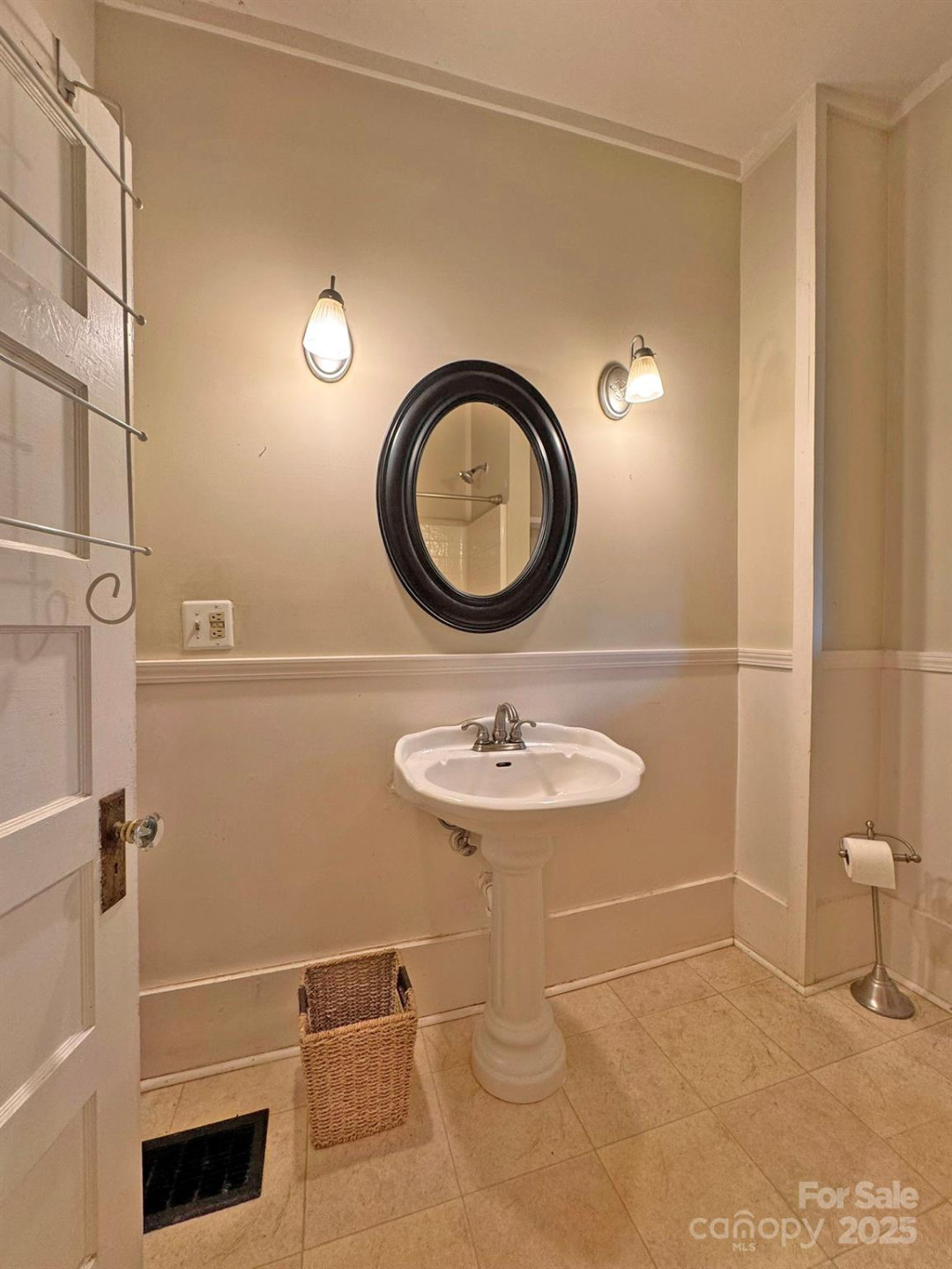 602 Brookshire Street - Photo 10