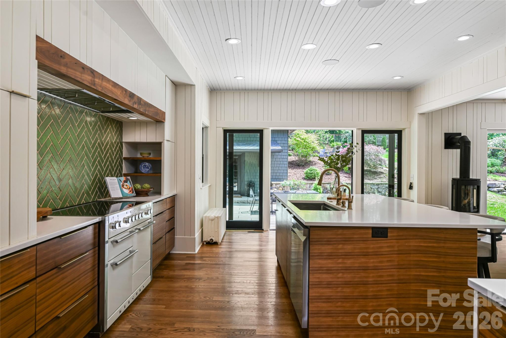 165 Macon Avenue - Photo 7