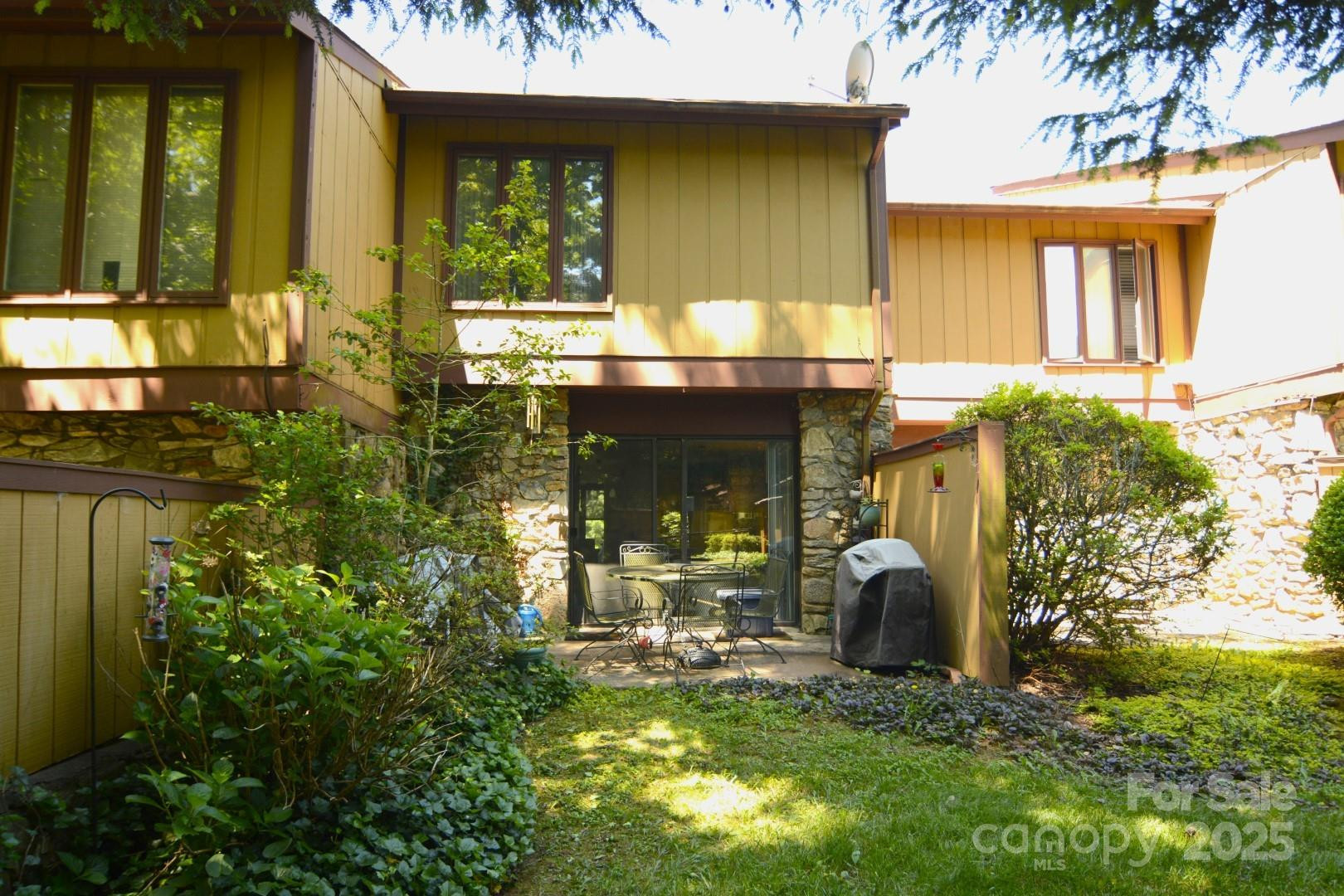 141 Colony Drive - Photo 9