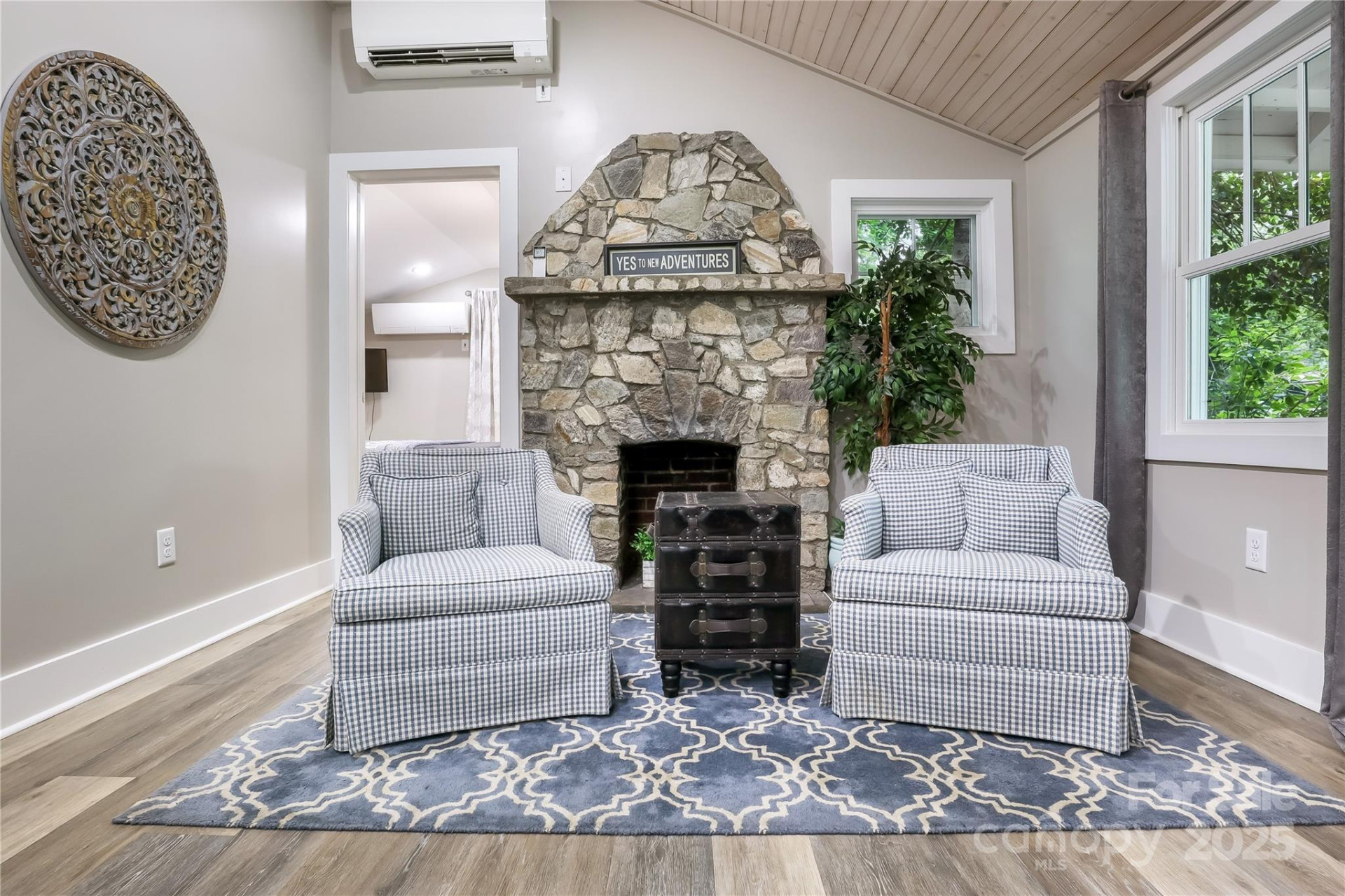 22 Moore Circle - Photo 3