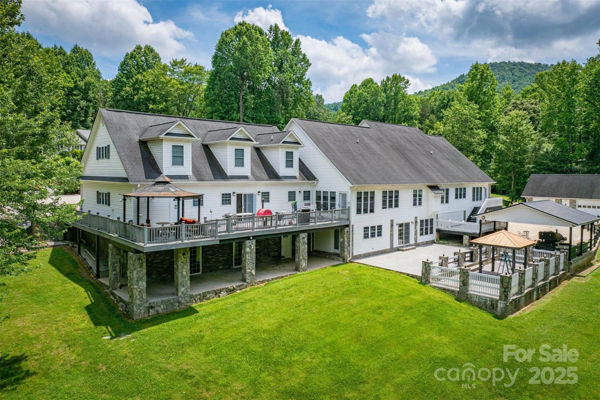 200 Little Acres Drive - Photo 3