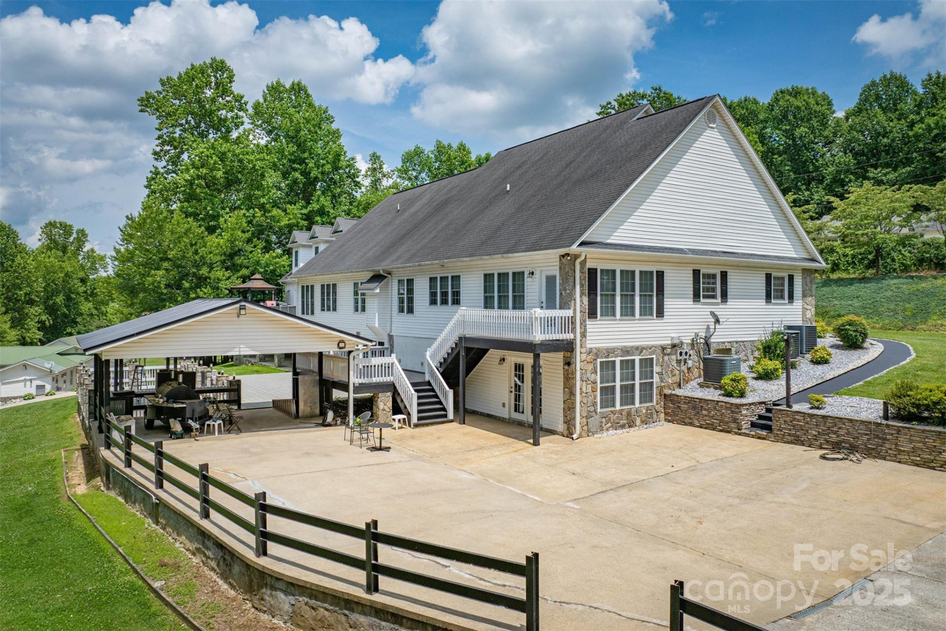 200 Little Acres Drive - Photo 5