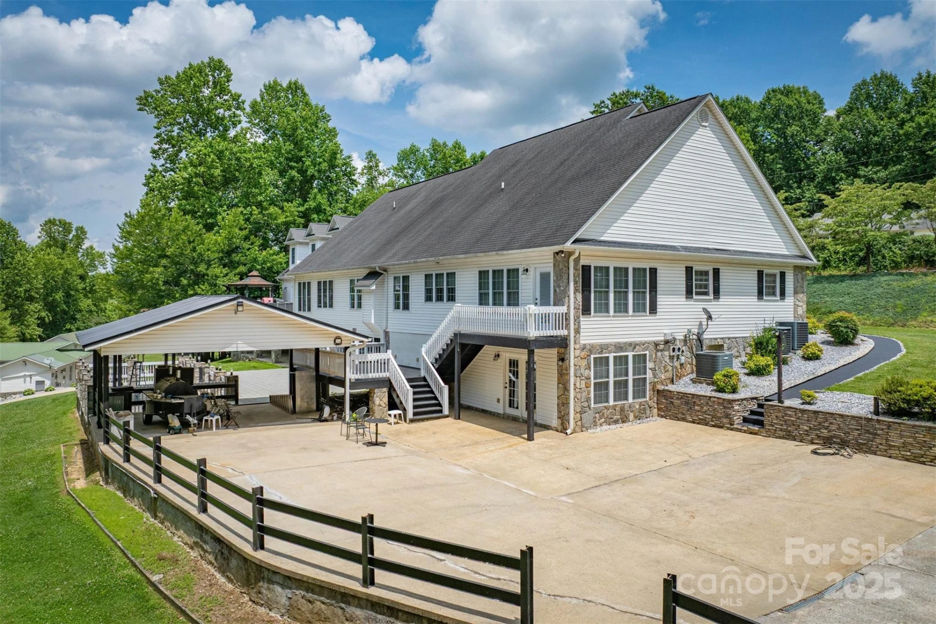 200 Little Acres Drive - Photo 5