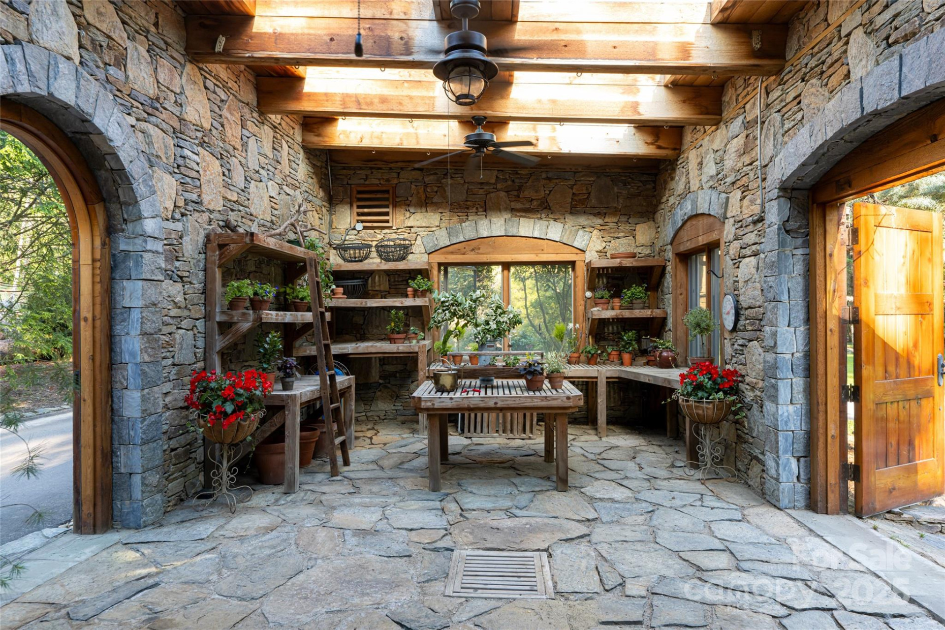 268 Holly Arbor Lane - Photo 4