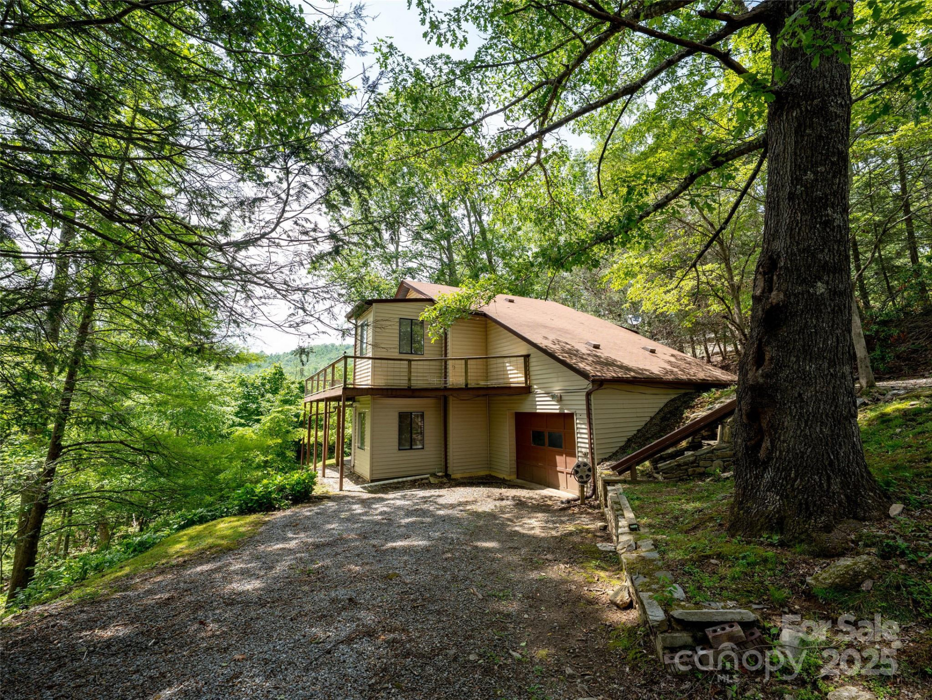 218 McGuffey Ridge Ridge