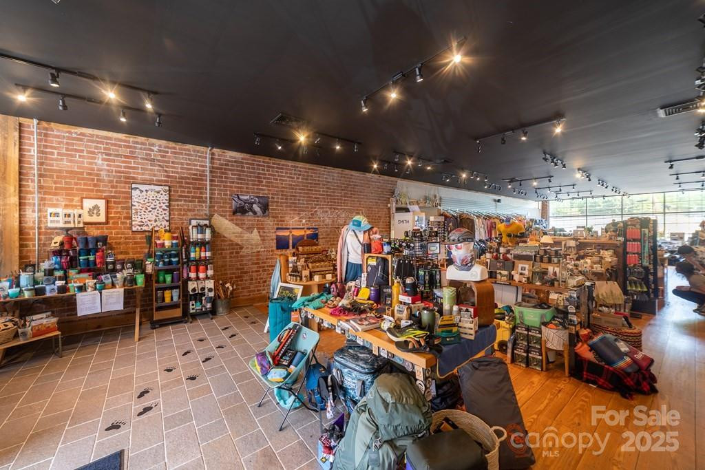 562 Main Street - Photo 12