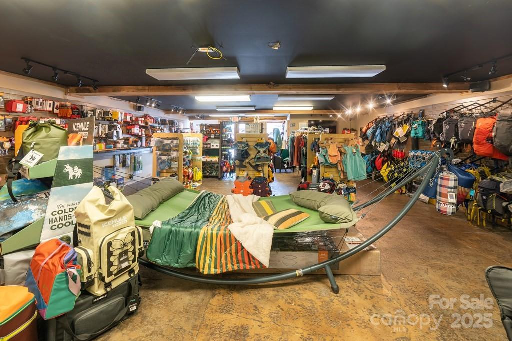 562 Main Street - Photo 14