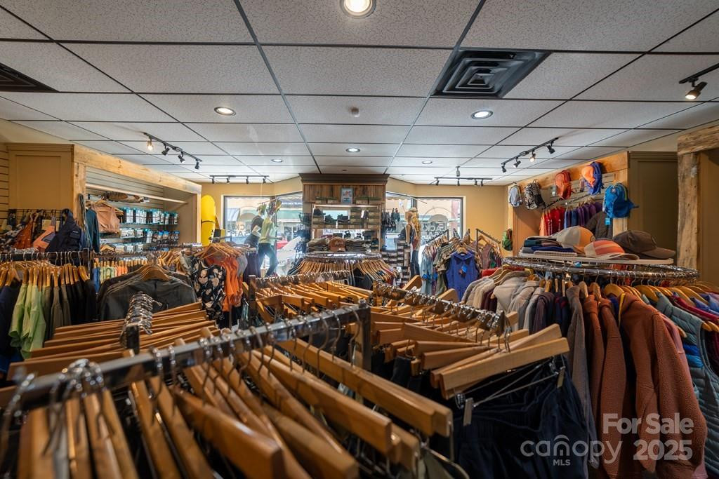 562 Main Street - Photo 15