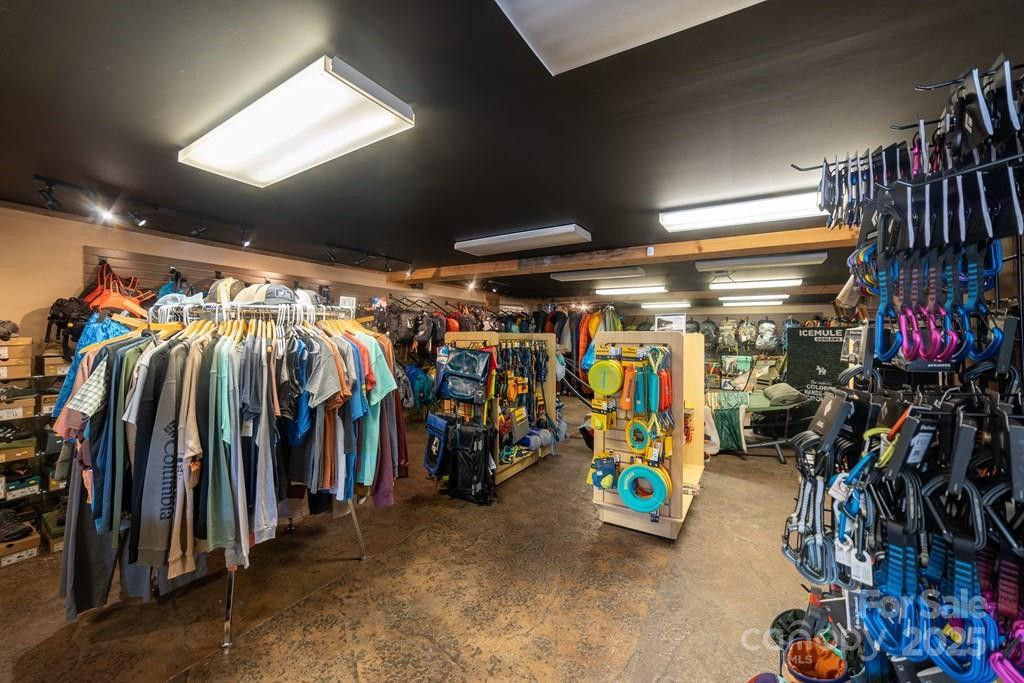 562 Main Street - Photo 16