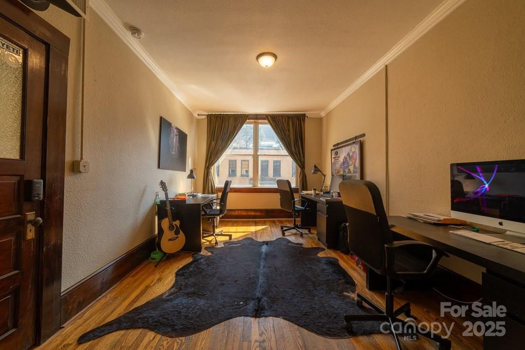 562 Main Street - Photo 18