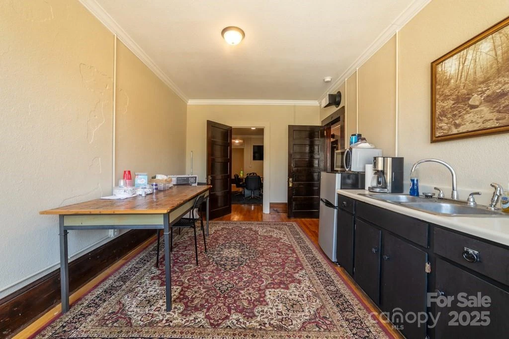 562 Main Street - Photo 32