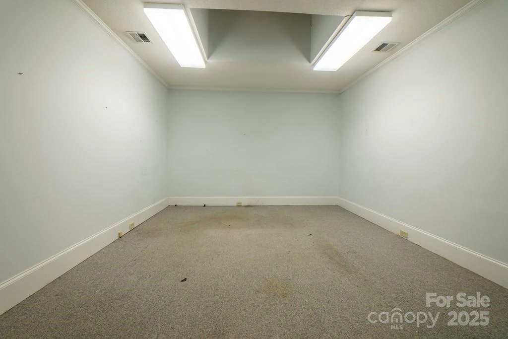 562 Main Street - Photo 35