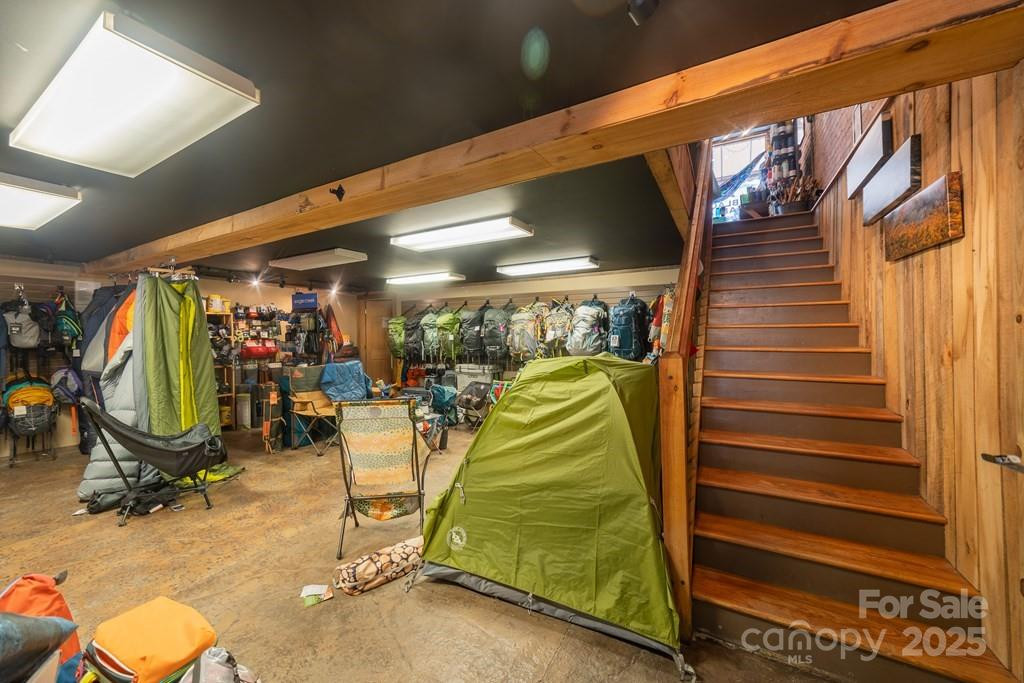 562 Main Street - Photo 10