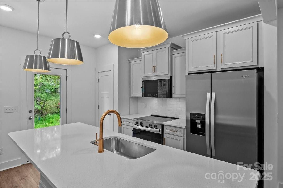 17 Moon Haven Way - Photo 8