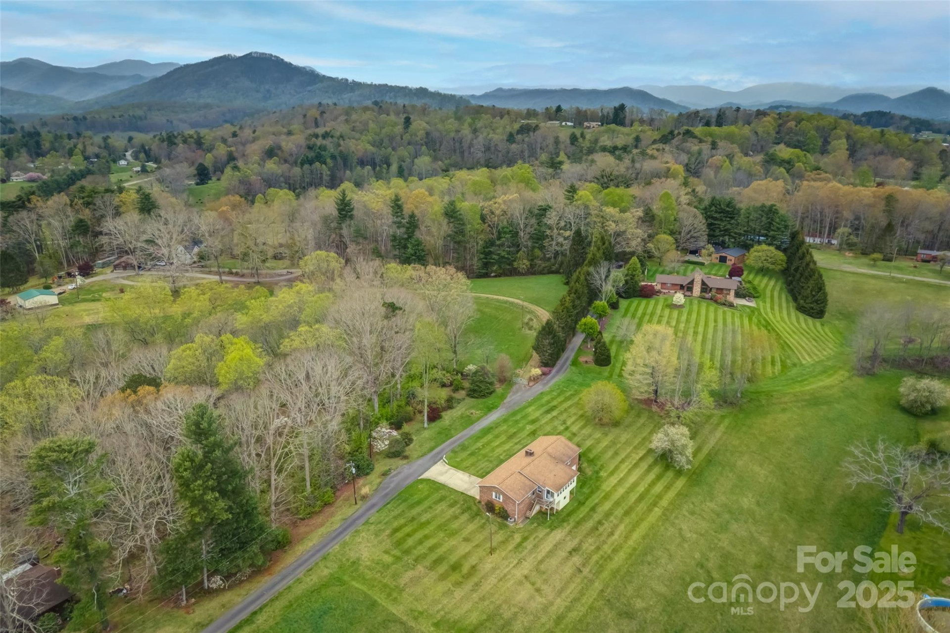 83 Overlook Drive - Photo 35