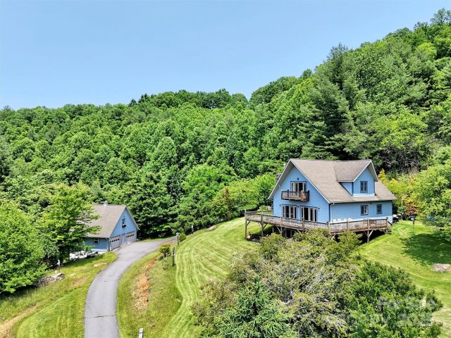 1592 Piney Hill Road