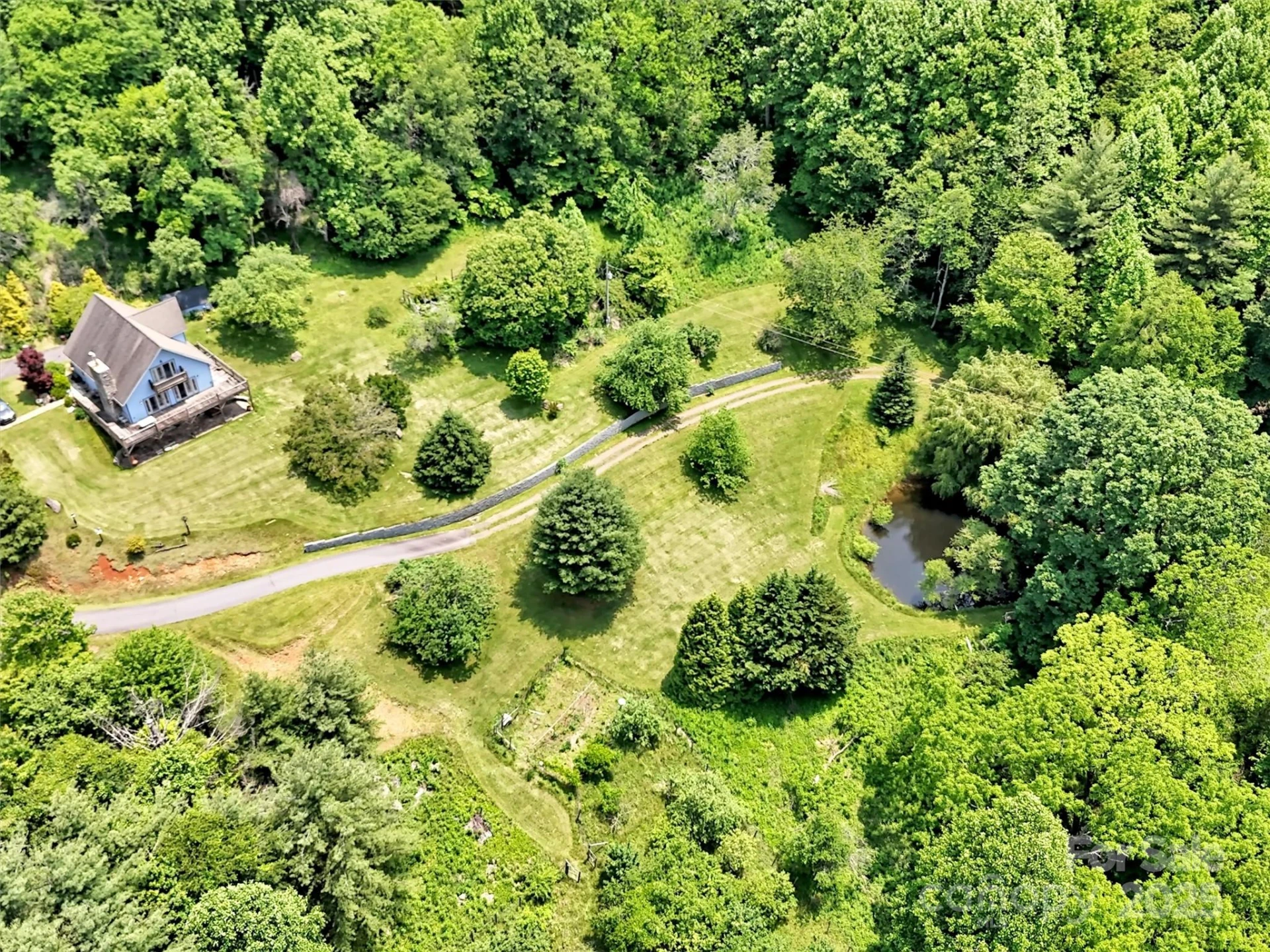 1592 Piney Hill Road - Photo 11