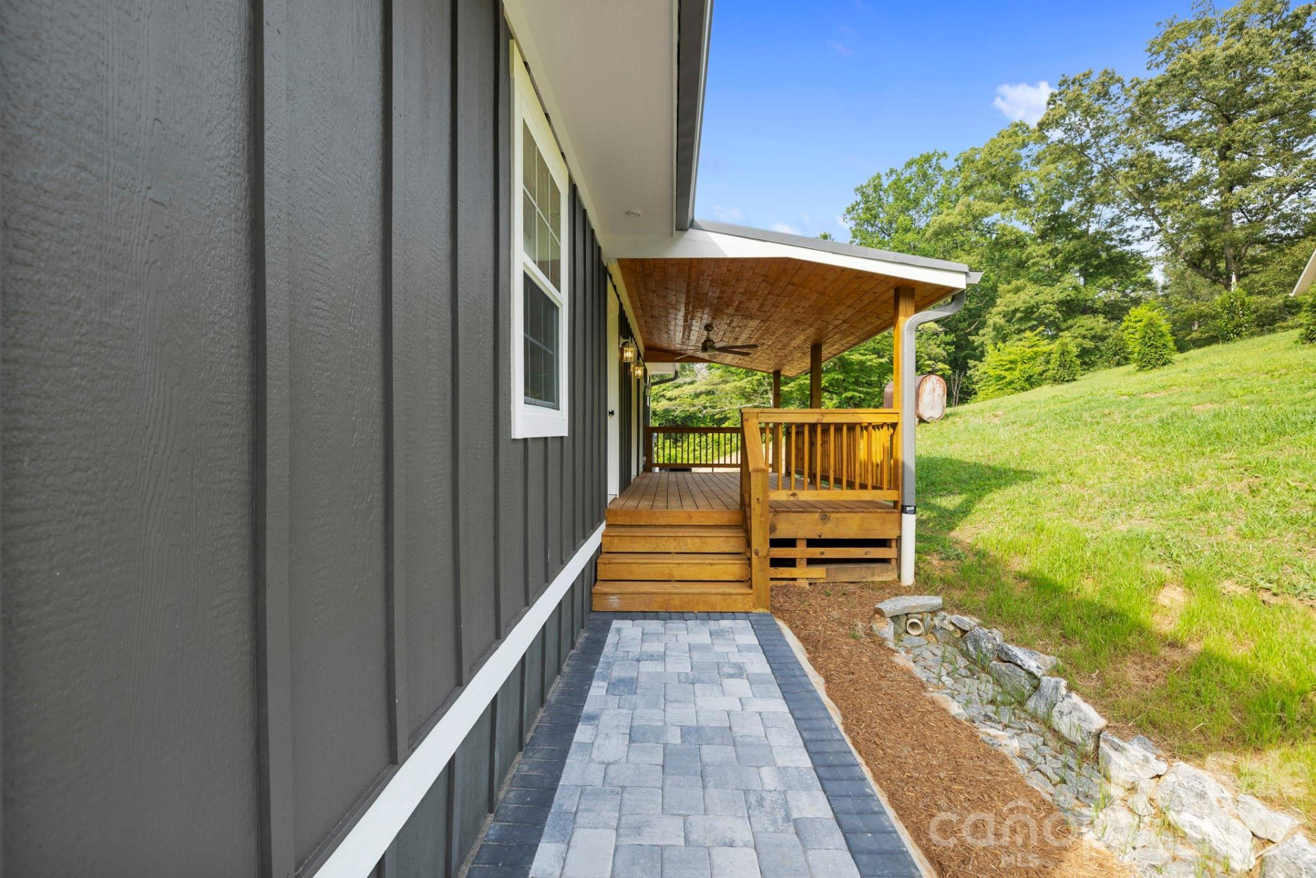 431 Pole Miller Extension - Photo 18