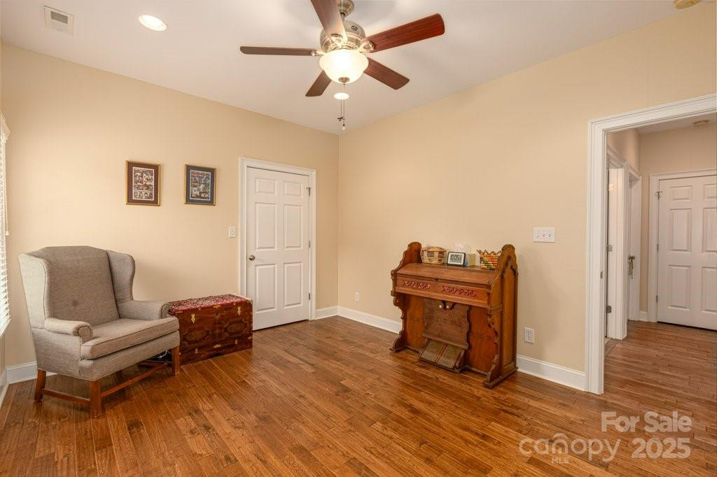 4004 3rd Court #25 - Photo 24