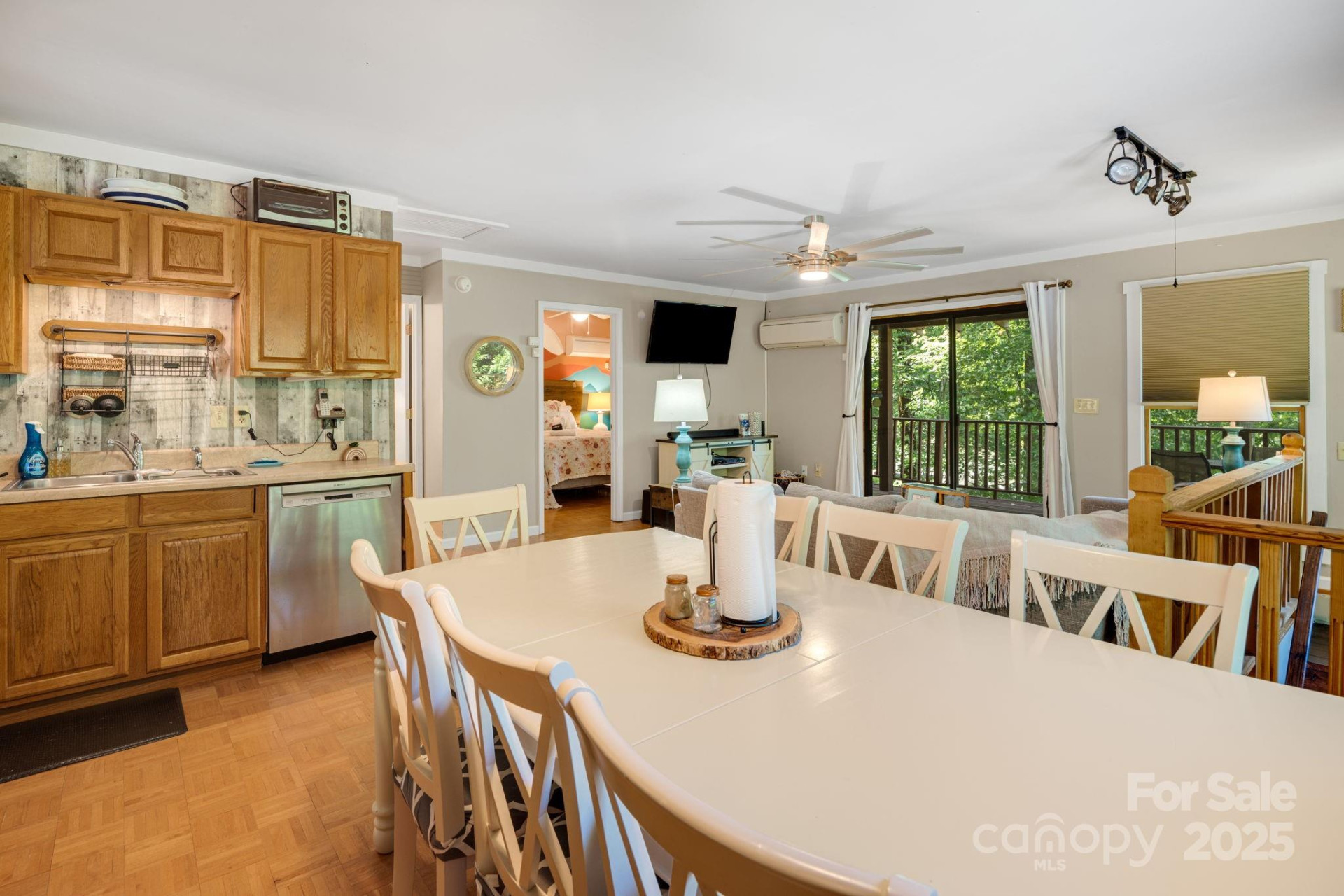 37 Poplar Drive - Photo 8