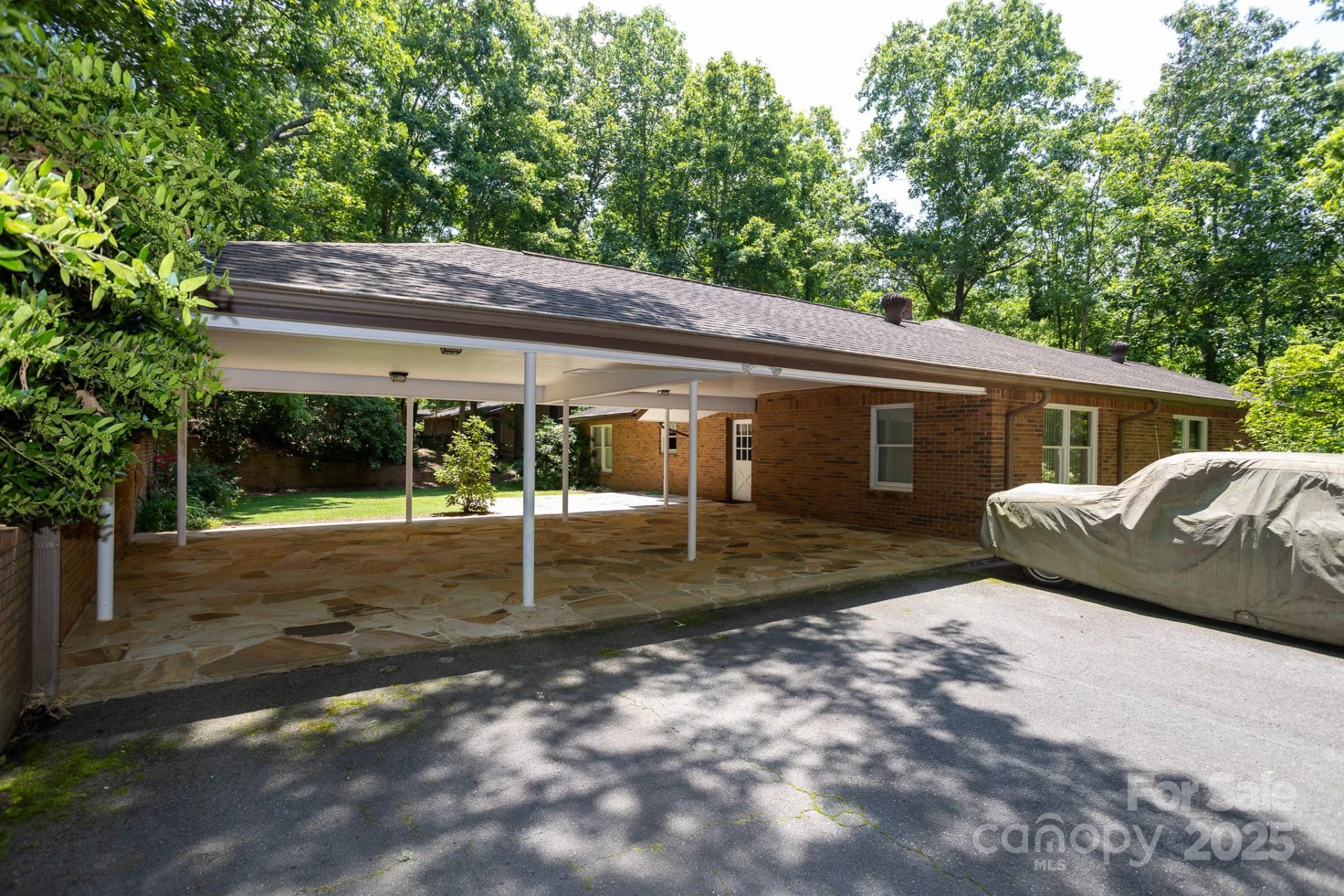 15 Cedar Trail