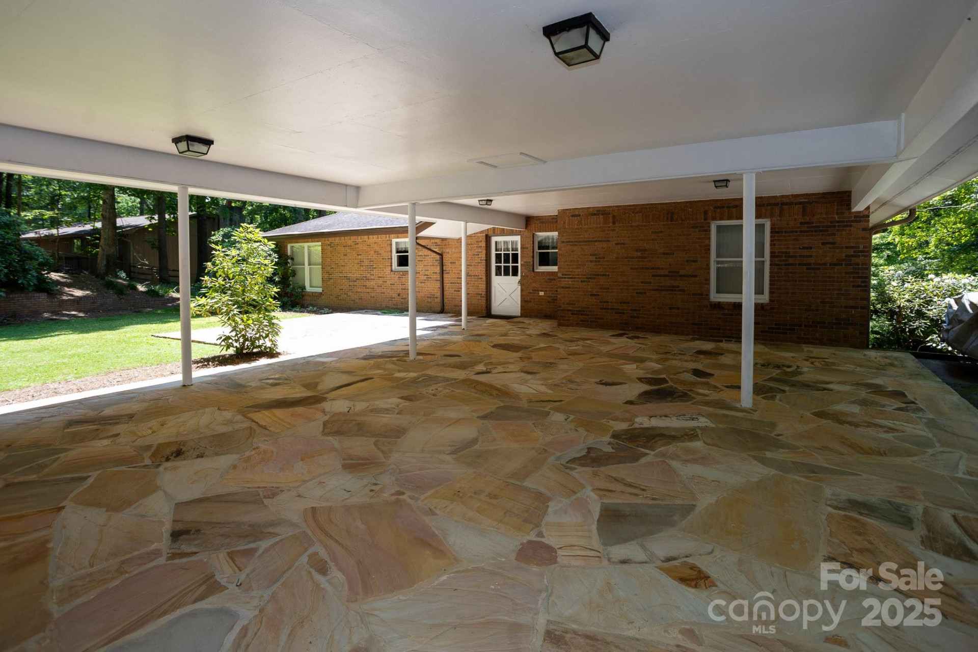 15 Cedar Trail - Photo 4