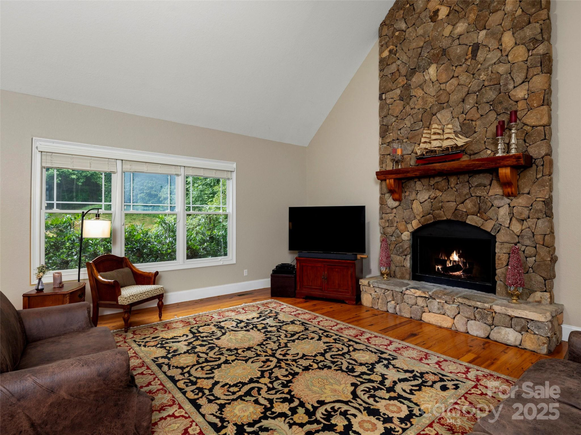 303 Braeside Court - Photo 17