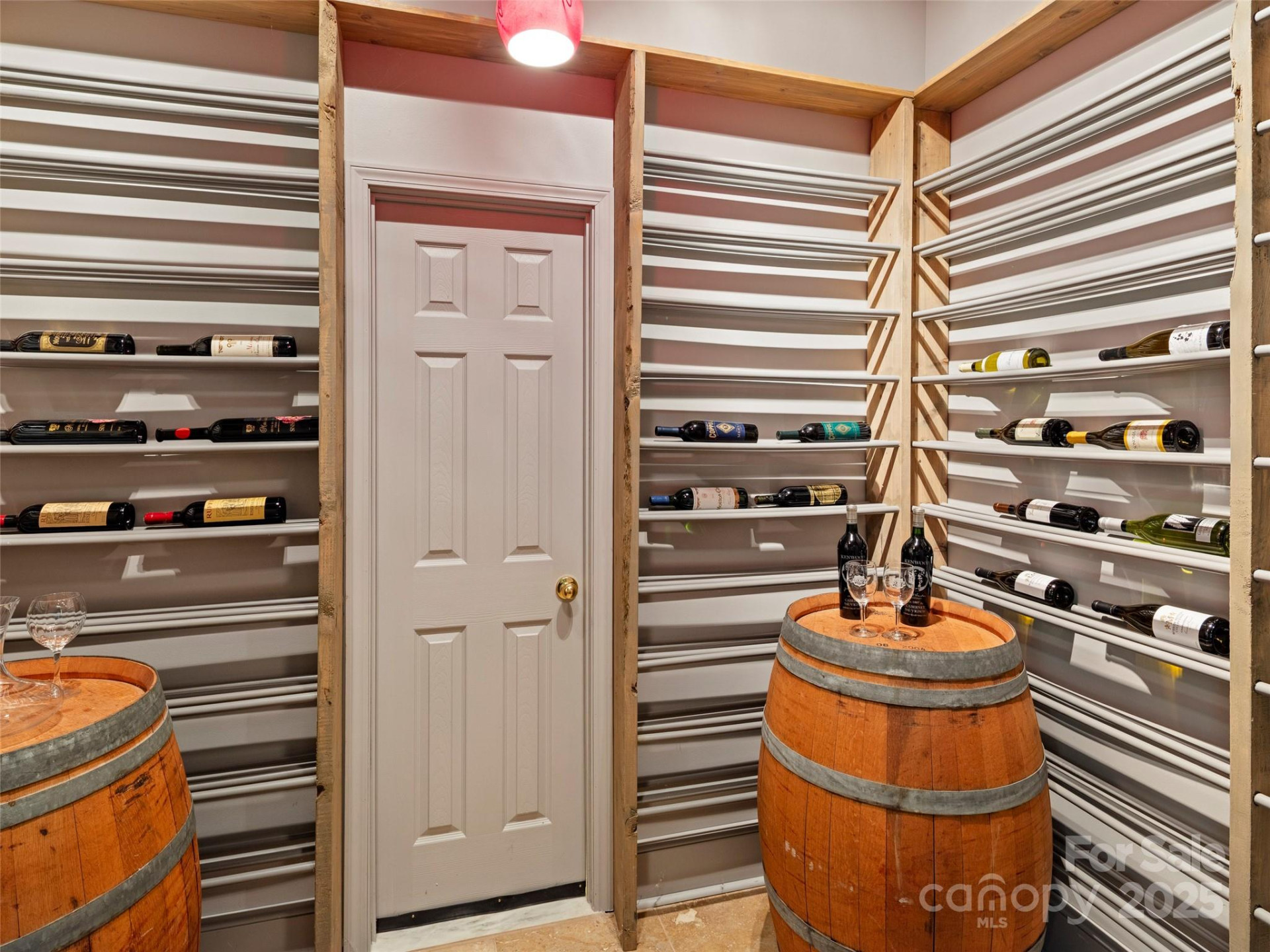 303 Braeside Court - Photo 36