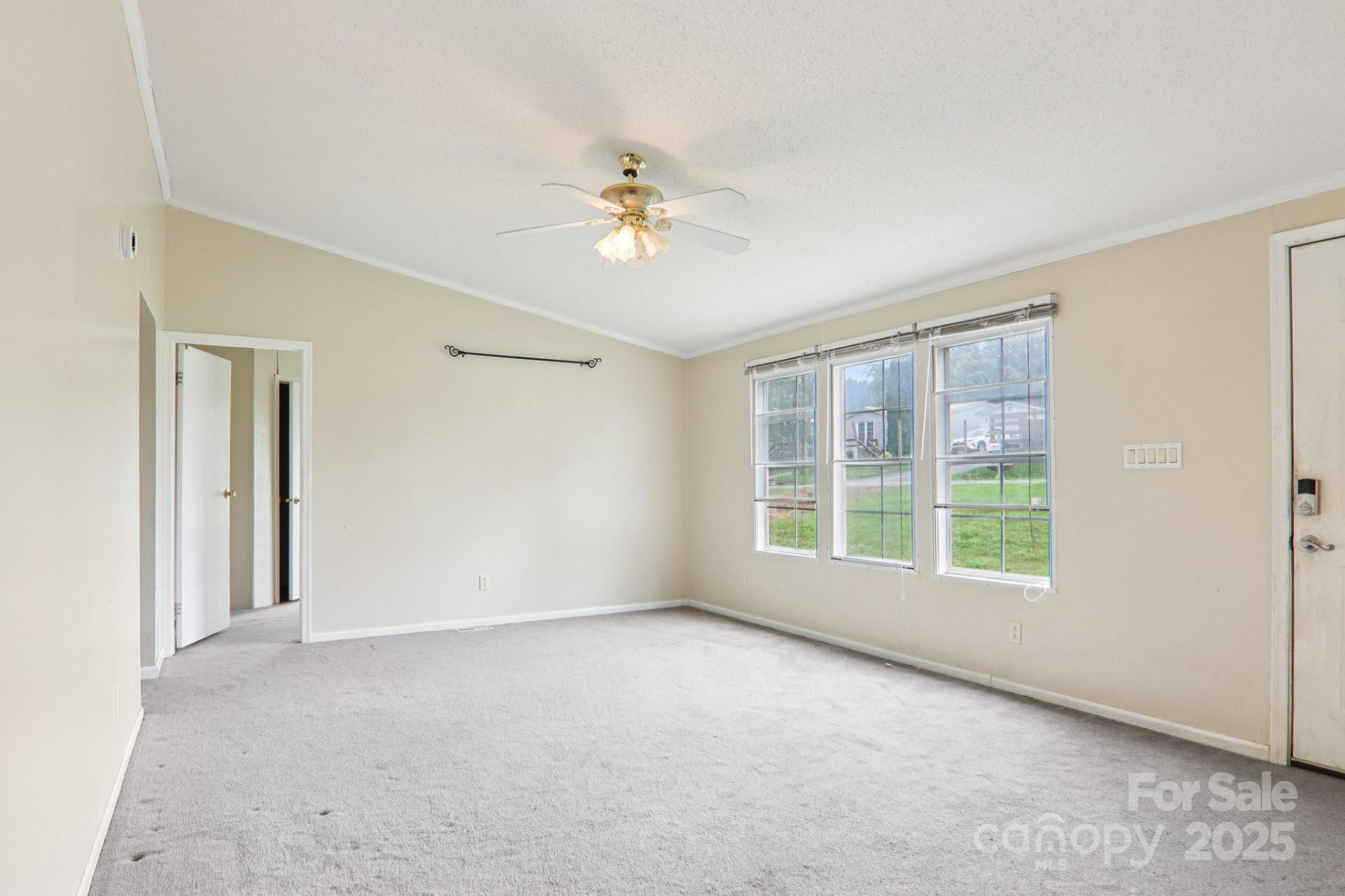 18 Sweet Briar Path Way - Photo 17