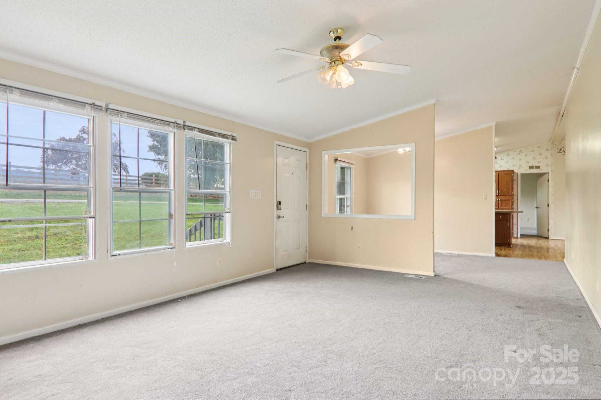 18 Sweet Briar Path Way - Photo 4
