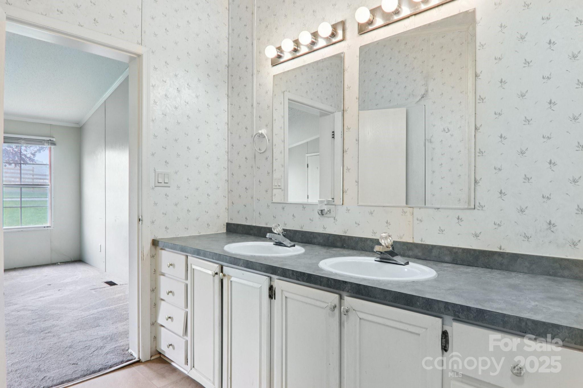 18 Sweet Briar Path Way - Photo 8