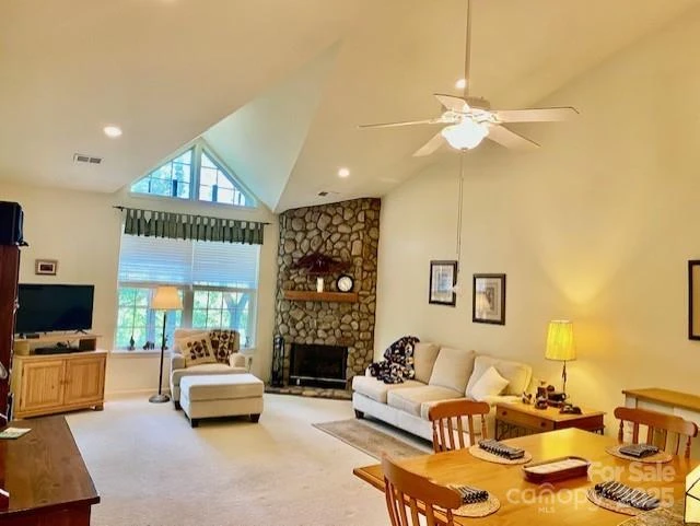 186 Stonecrest Court - Photo 8