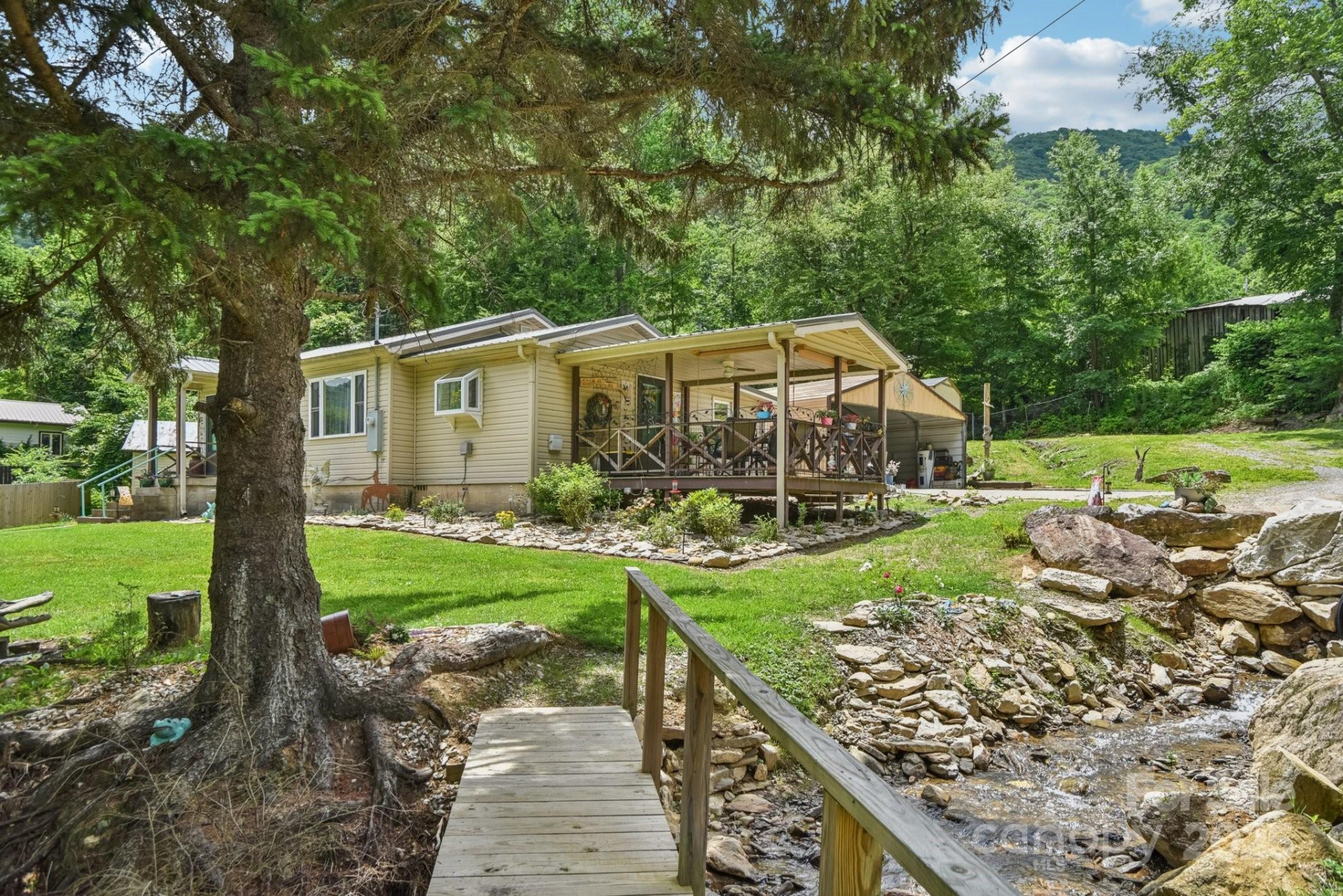 19 Lockman Road - Photo 2