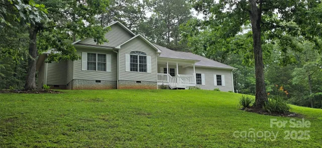 221 Flat Branch Trail